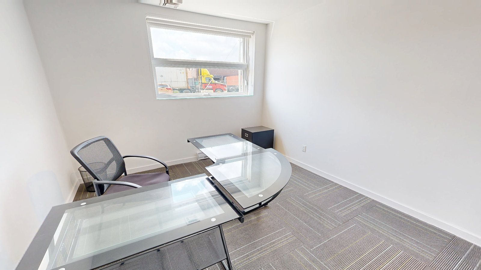 Suite 302 · 405 Place Dickson
